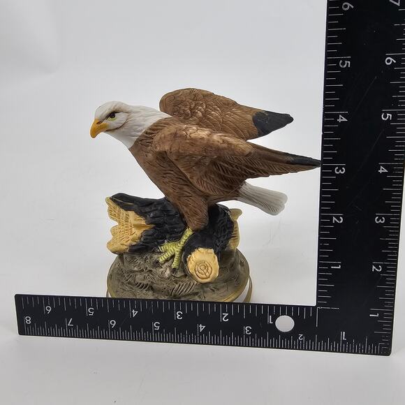 Americana Birds in Flight Collection Bald Eagle Porcelan Figurine Royal Heritage - Picture 6 of 7